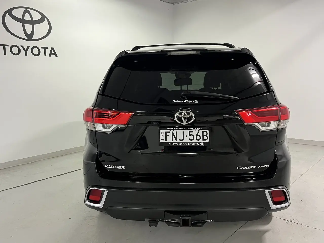 2017 Toyota Kluger Gallery Image 6