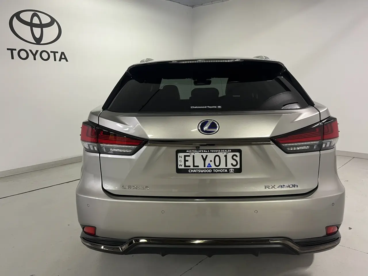 2020 Lexus Rx450h Gallery Image 6