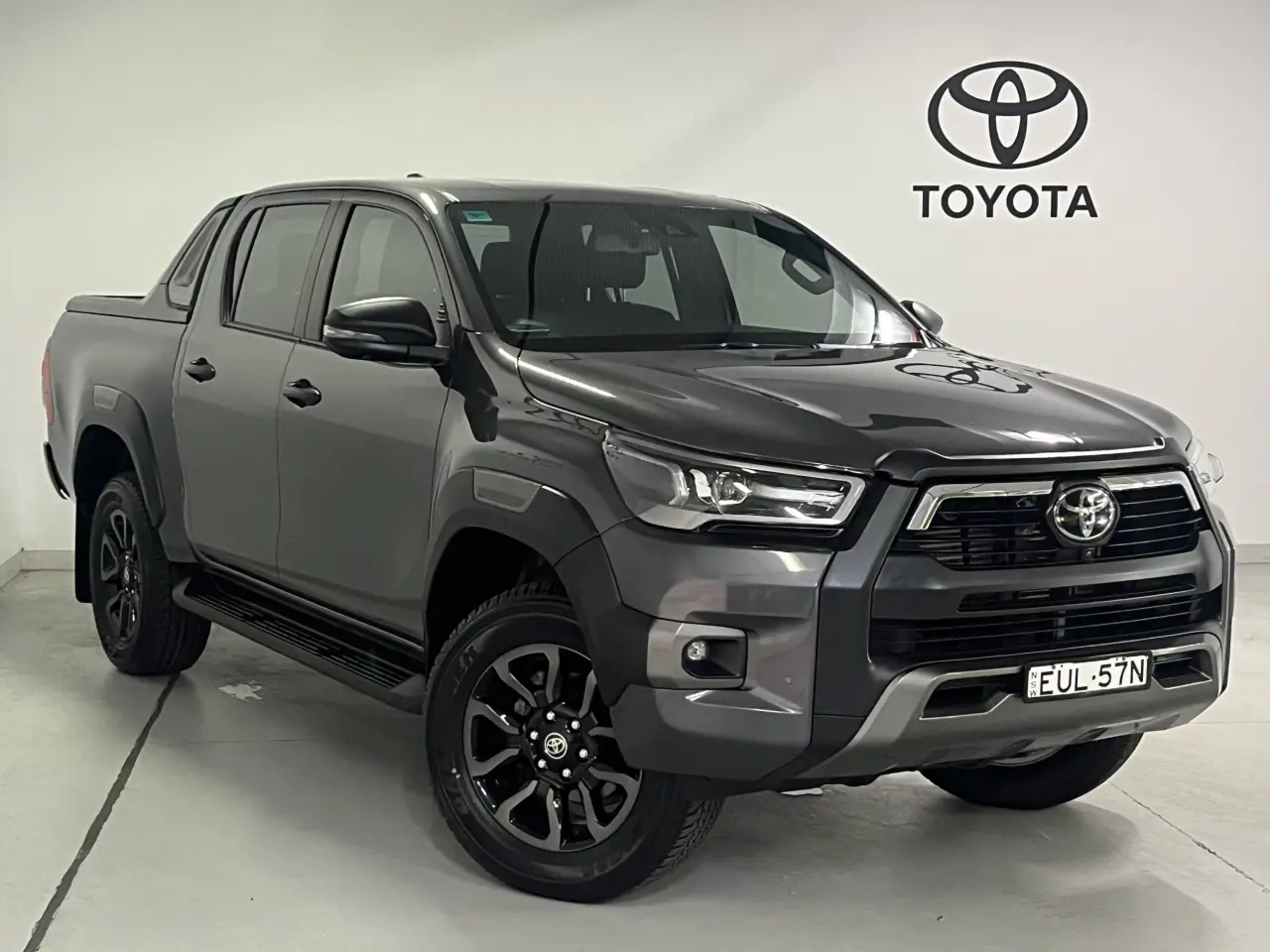 2022 Toyota Hilux Gallery Image 1