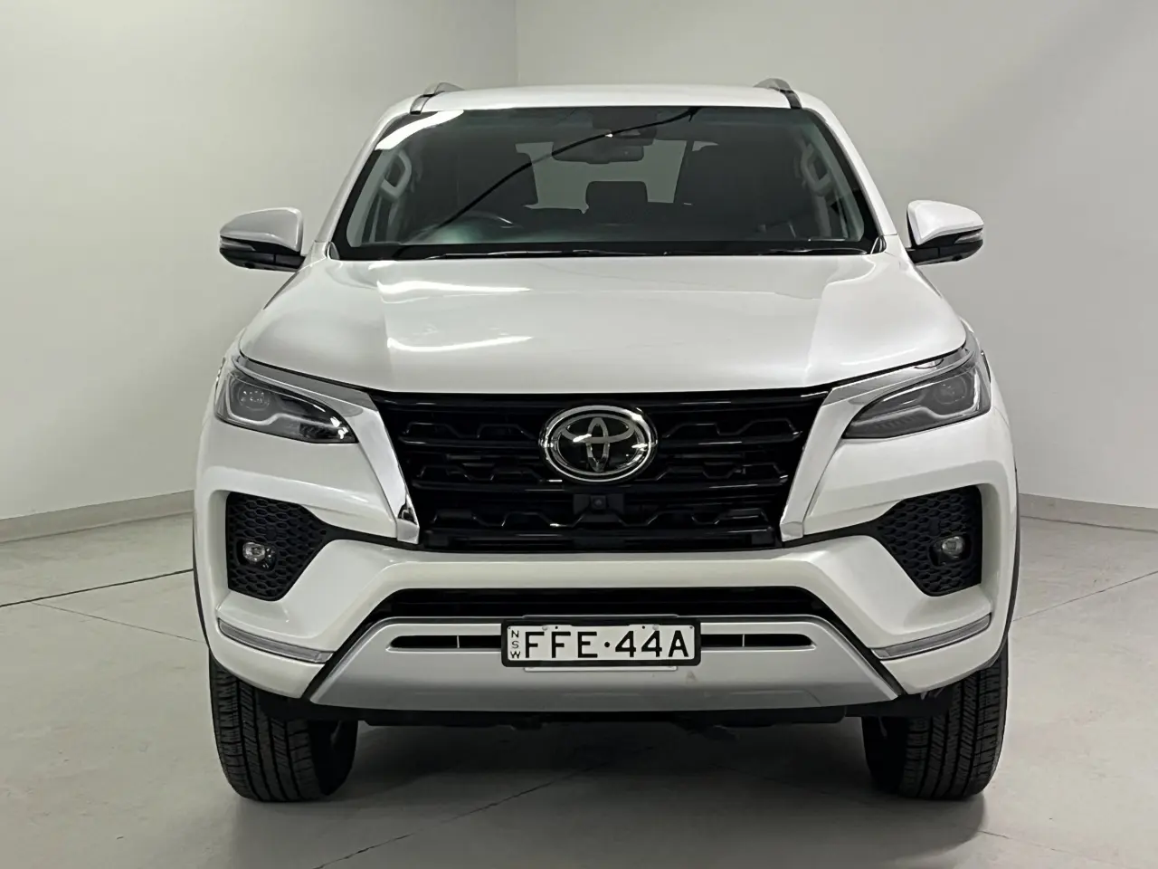 2023 Toyota Fortuner Gallery Image 3