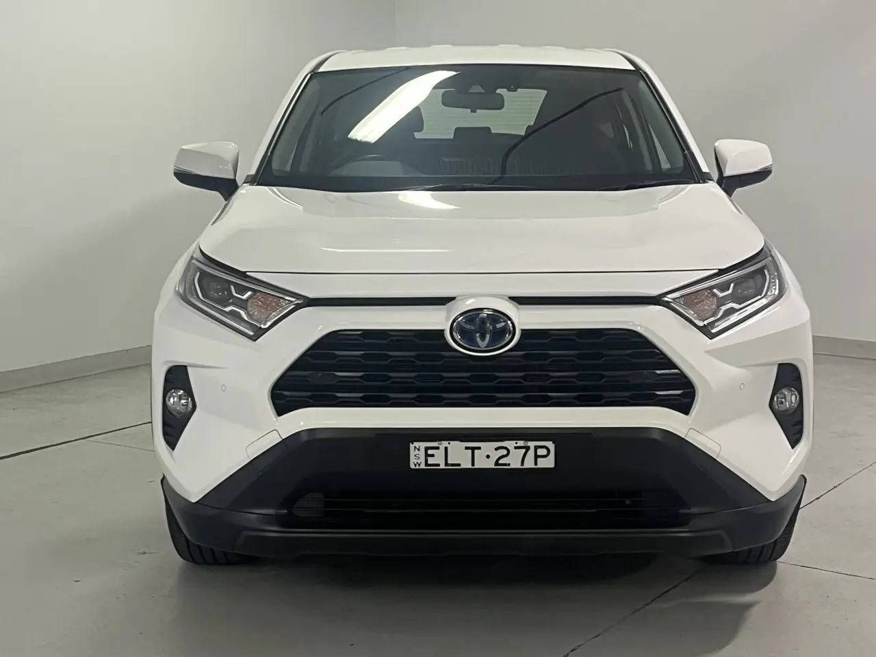 2020 Toyota Rav4 Hybrid Gallery Image 3