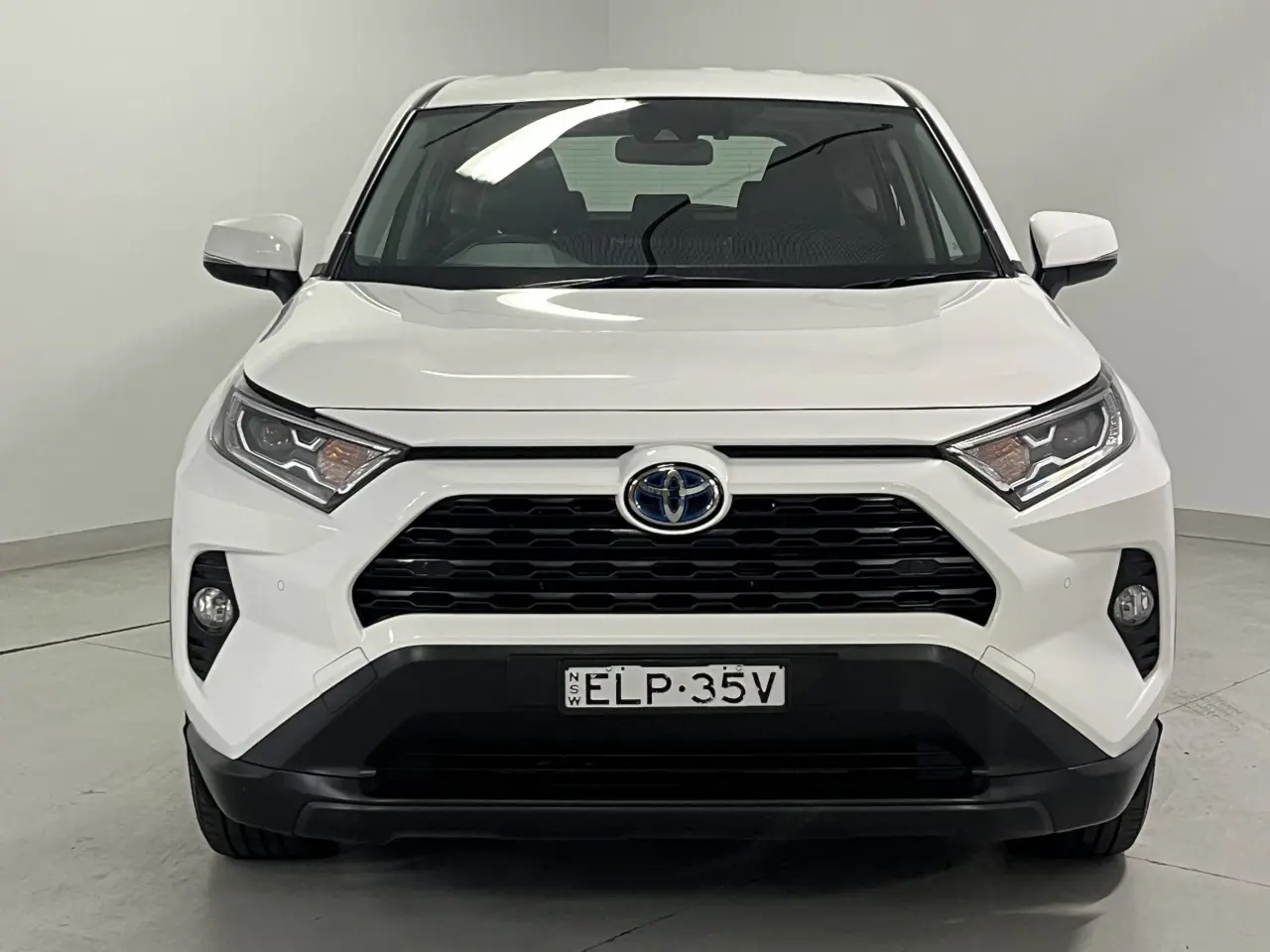 2020 Toyota Rav4 Hybrid Gallery Image 3