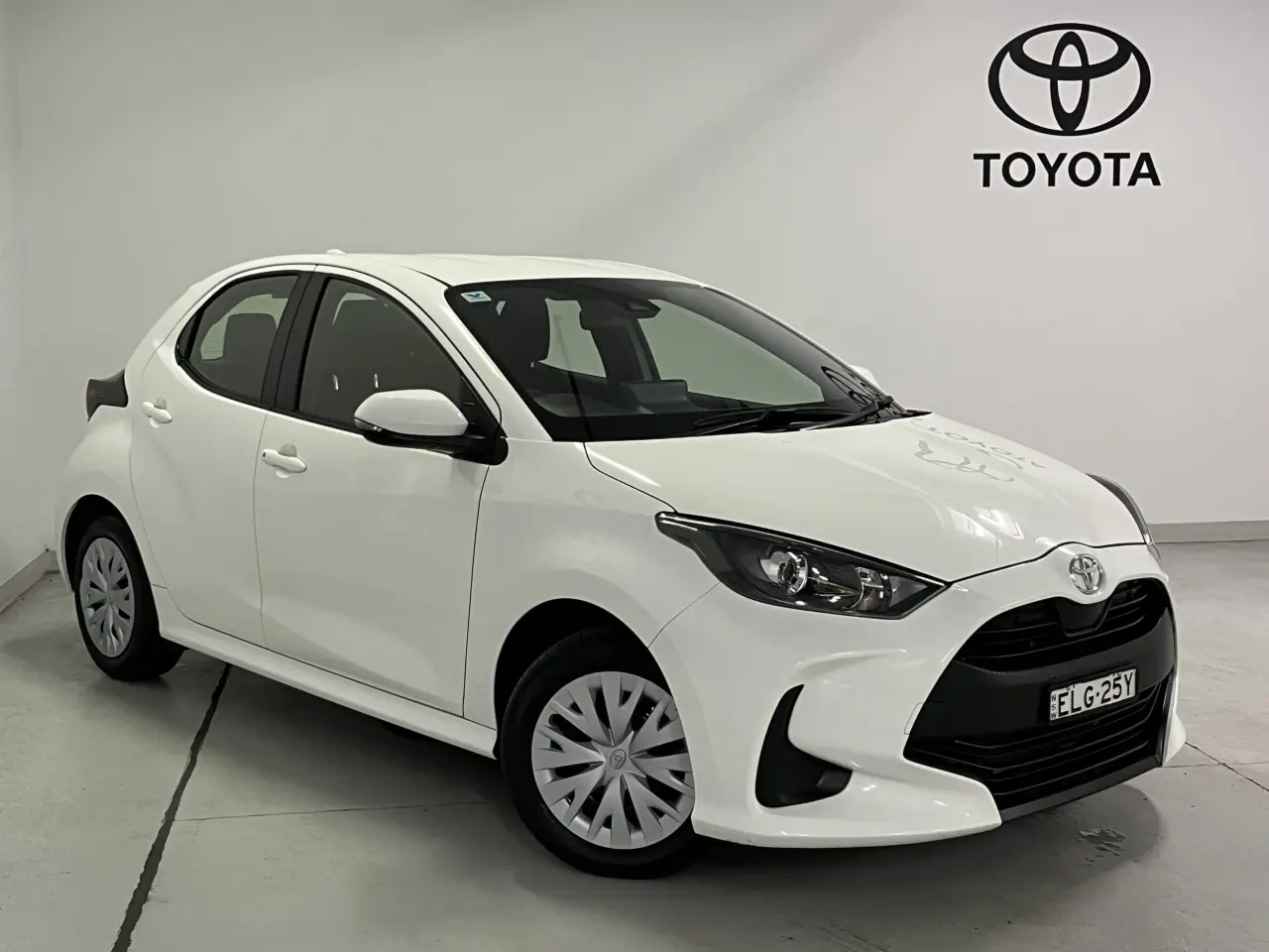 2020 Toyota Yaris Gallery Image 1