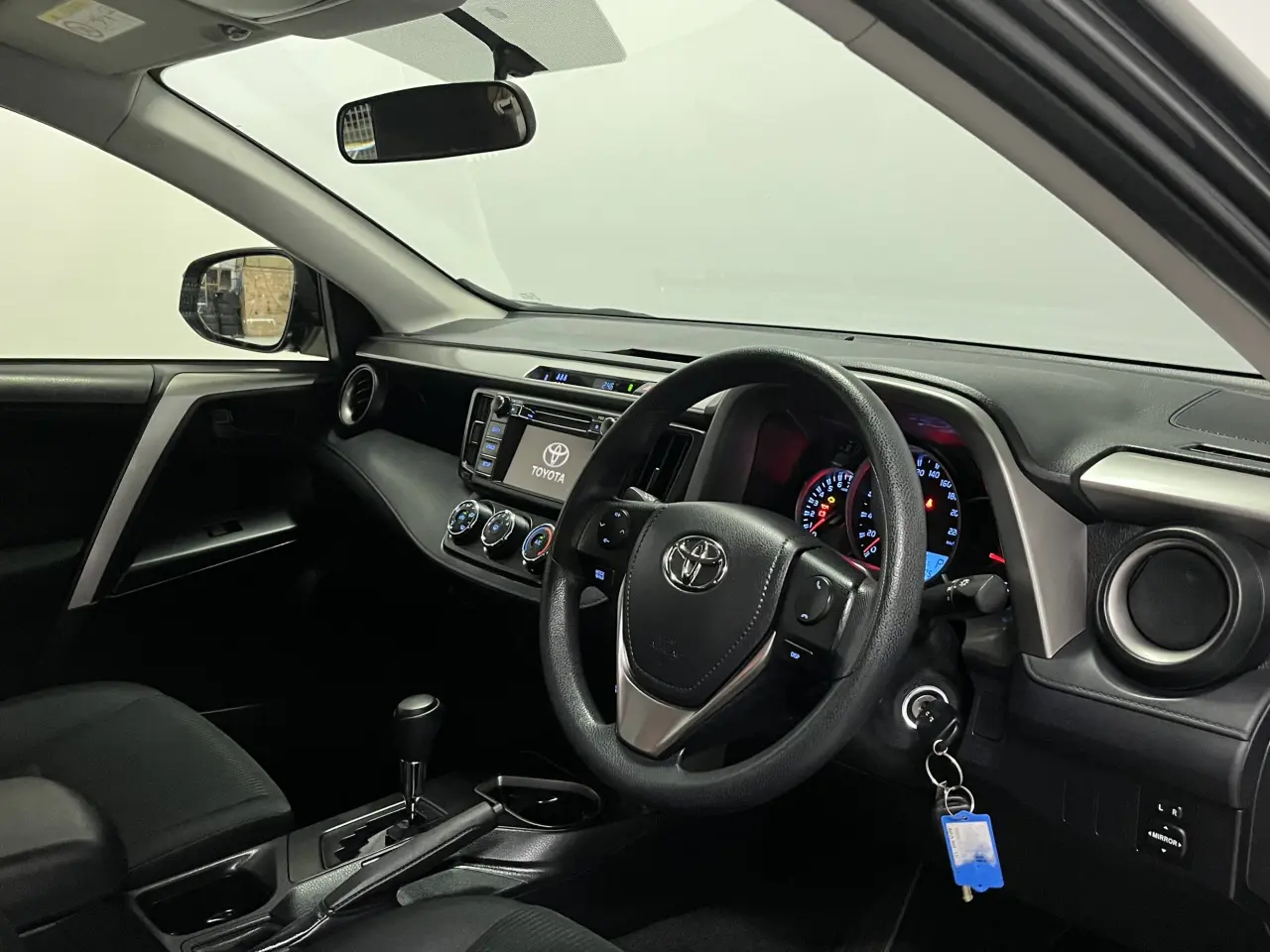 2016 Toyota Rav4 Gallery Image 14