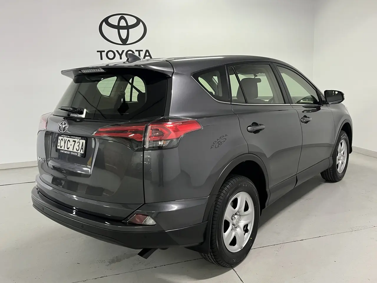 2016 Toyota Rav4 Gallery Image 5