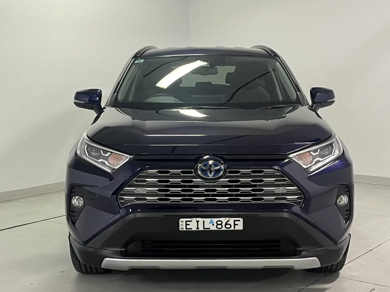 2020 Toyota Rav4 Hybrid Gallery Image 3