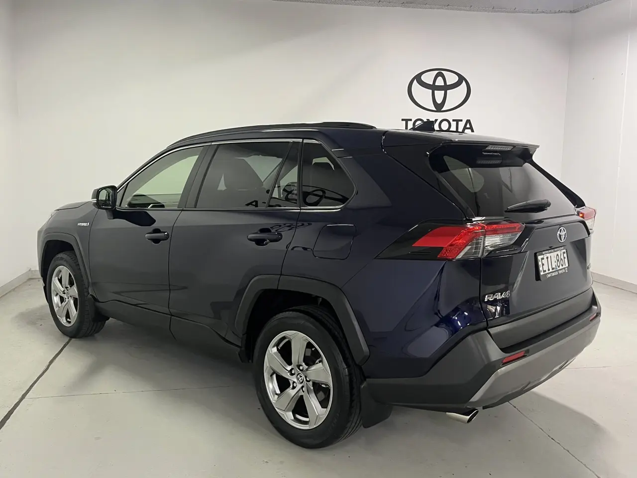 2020 Toyota Rav4 Hybrid Gallery Image 7