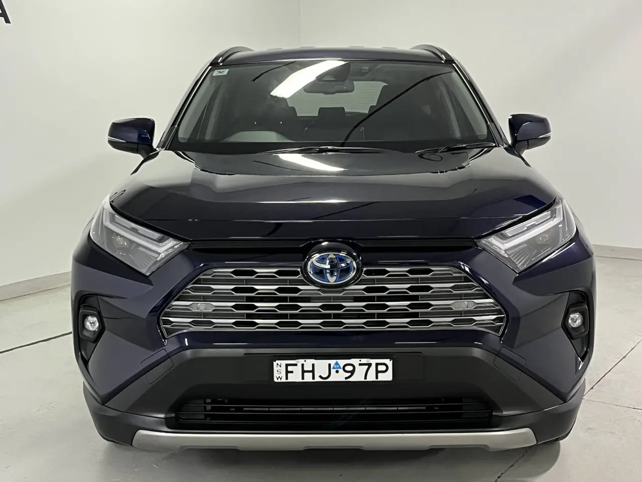 2024 Toyota Rav4 Hybrid Gallery Image 3