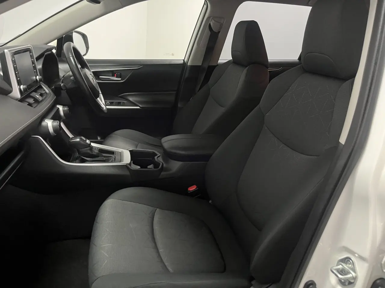 2019 Toyota Rav4 Gallery Image 14