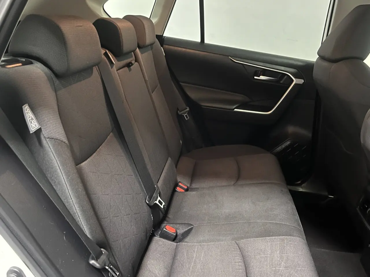 2019 Toyota Rav4 Gallery Image 17