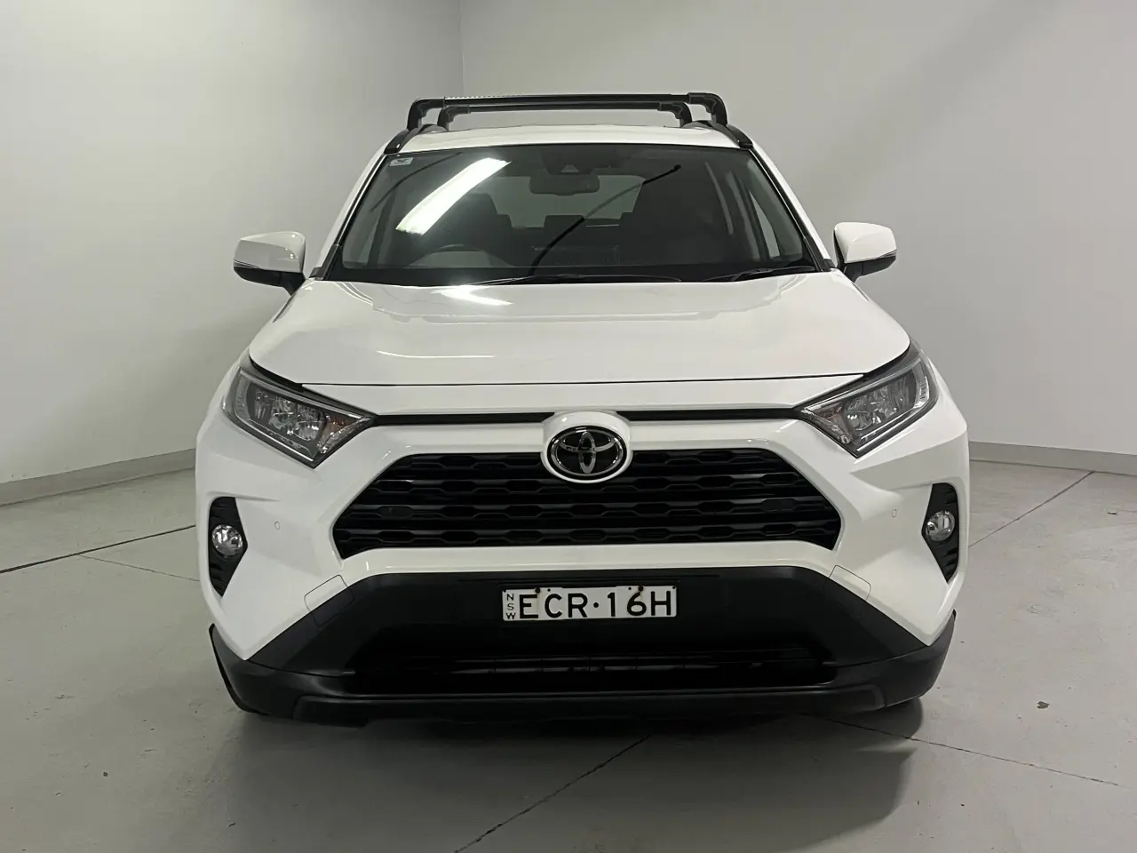 2019 Toyota Rav4 Gallery Image 3