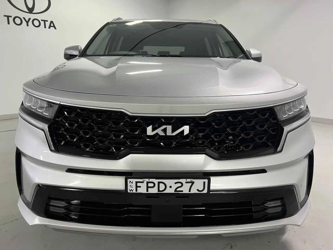 2022 KIA SORENTO Gallery Image 3