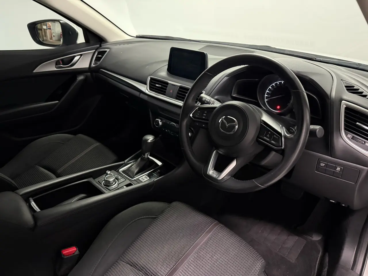 2016 Mazda Mazda3 Gallery Image 14