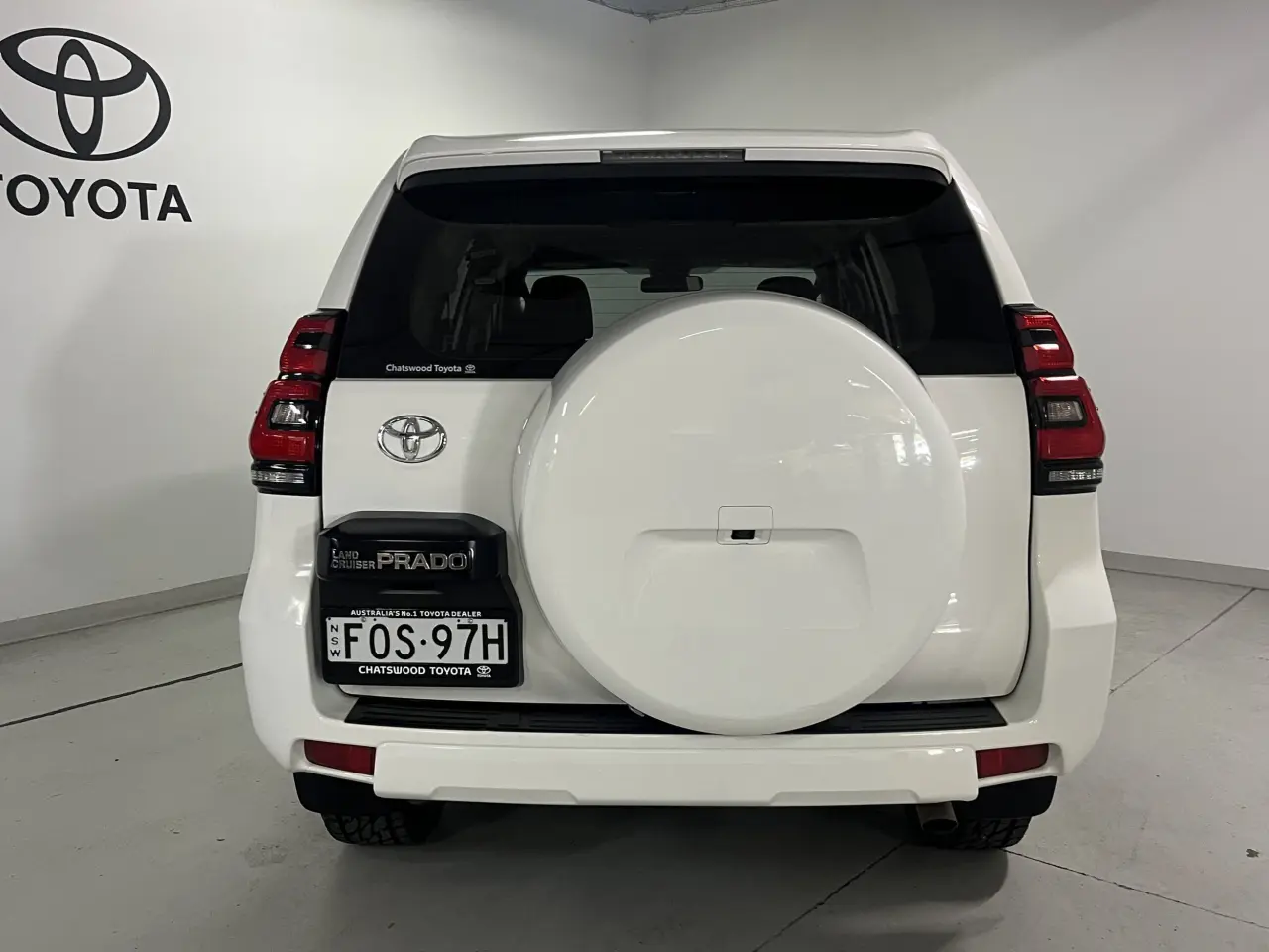 2019 Toyota Prado Gallery Image 6