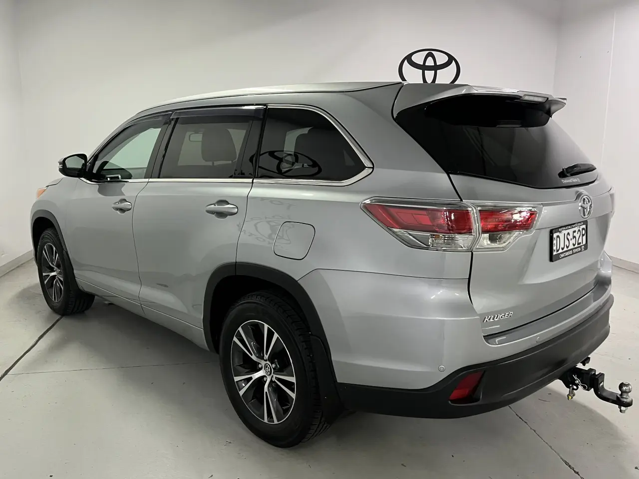 2016 Toyota Kluger Gallery Image 7