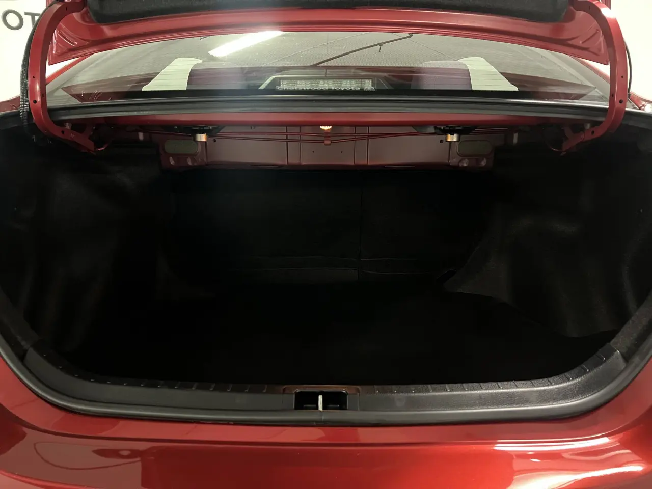 2015 TOYOTA COROLLA Gallery Image 13