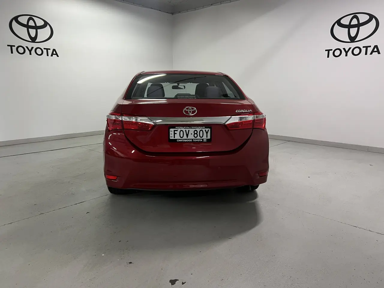 2015 TOYOTA COROLLA Gallery Image 6
