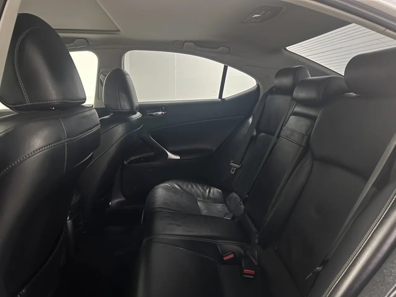 2012 LEXUS IS250 Gallery Image 14