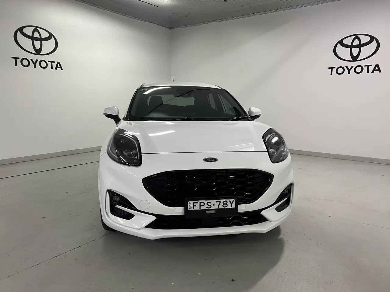 2021 FORD PUMA Gallery Image 2