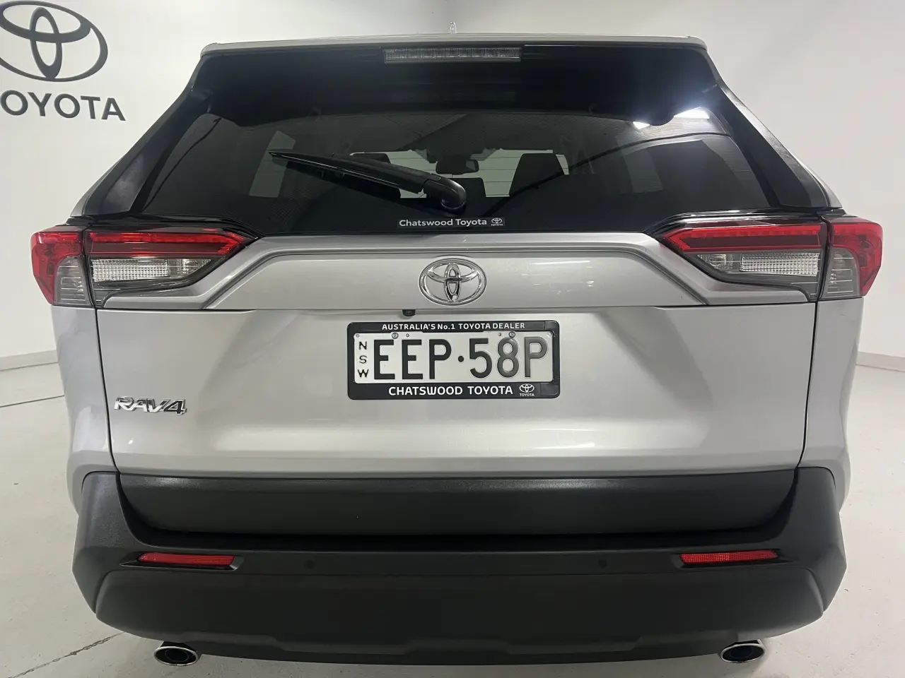 2019 TOYOTA RAV4 Gallery Image 7