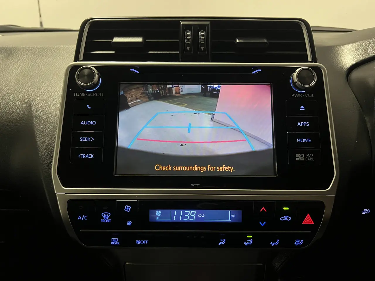 2020 TOYOTA PRADO Gallery Image 18