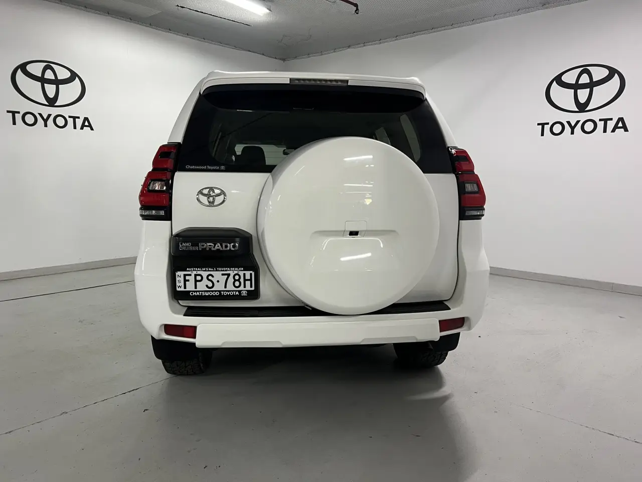 2020 TOYOTA PRADO Gallery Image 6