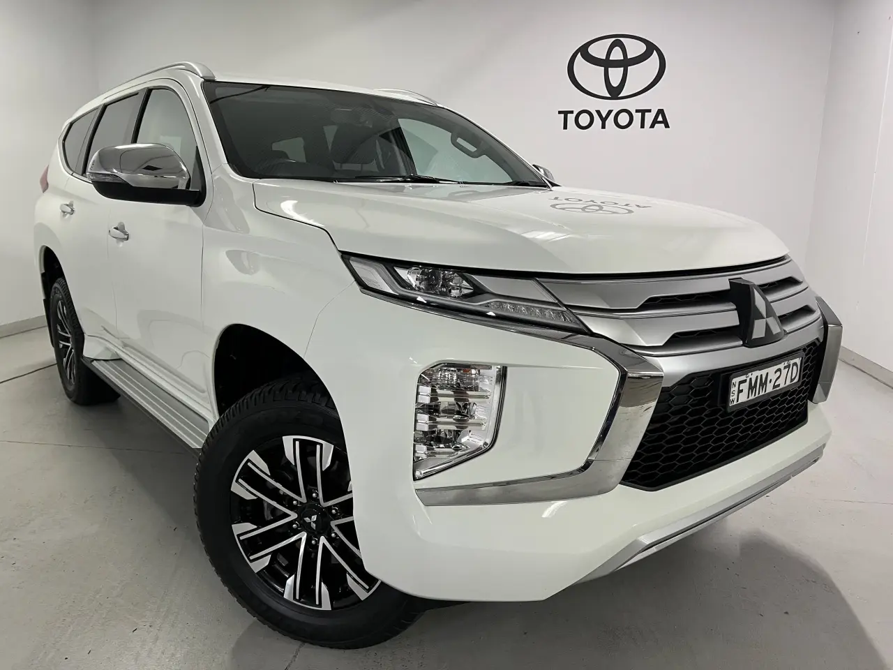 2022 MITSUBISHI PAJERO SPORT Gallery Image 1