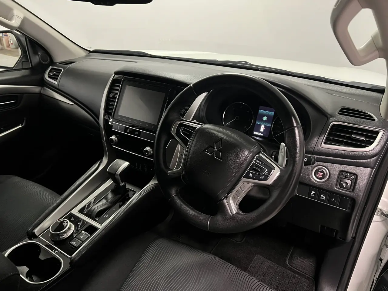 2022 MITSUBISHI PAJERO SPORT Gallery Image 10