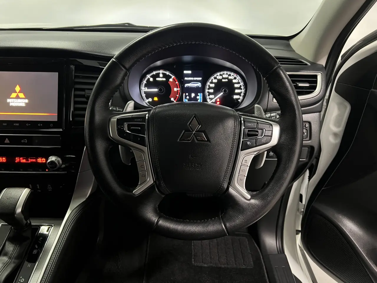 2022 MITSUBISHI PAJERO SPORT Gallery Image 17