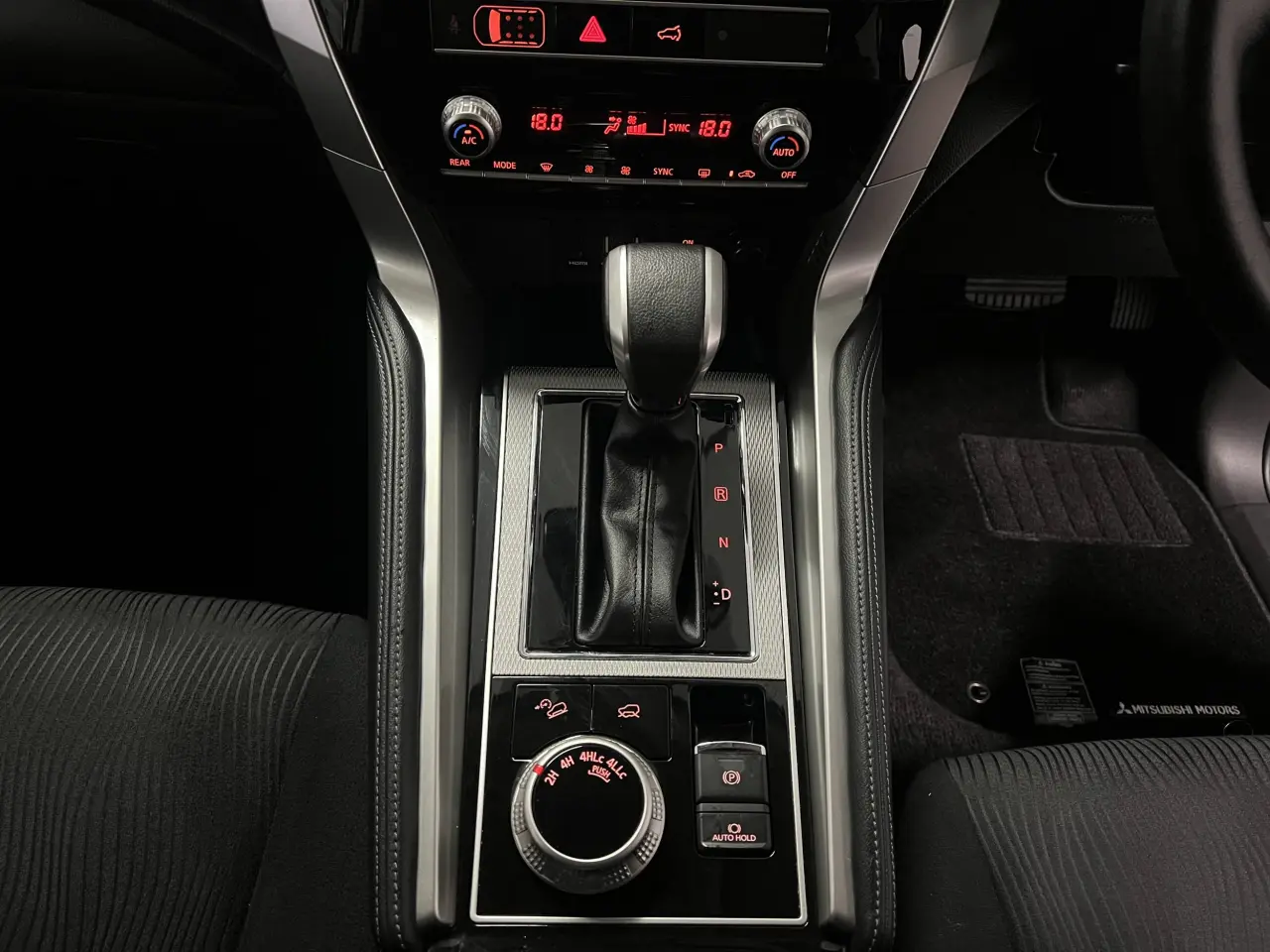 2022 MITSUBISHI PAJERO SPORT Gallery Image 20