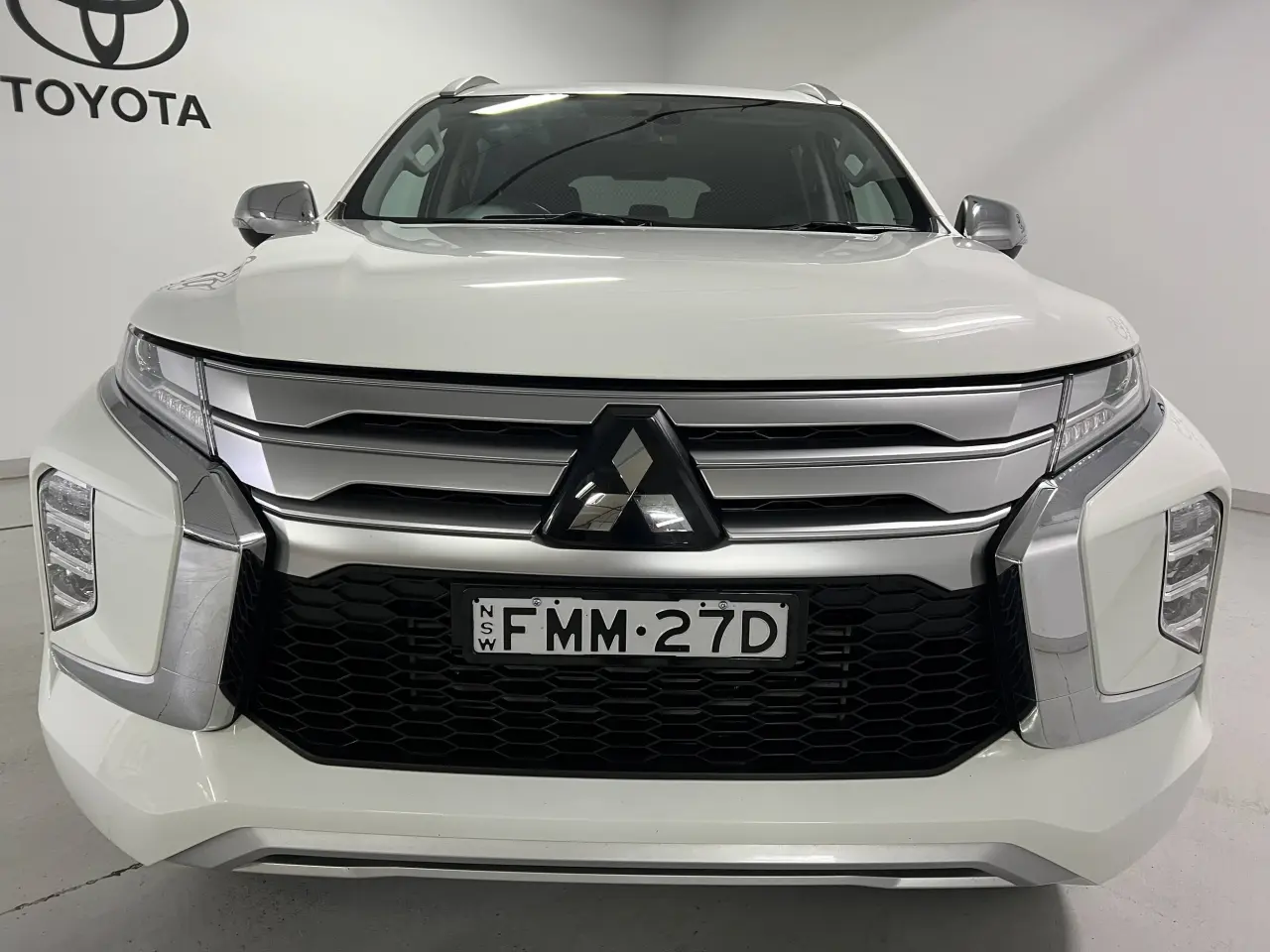 2022 MITSUBISHI PAJERO SPORT Gallery Image 3