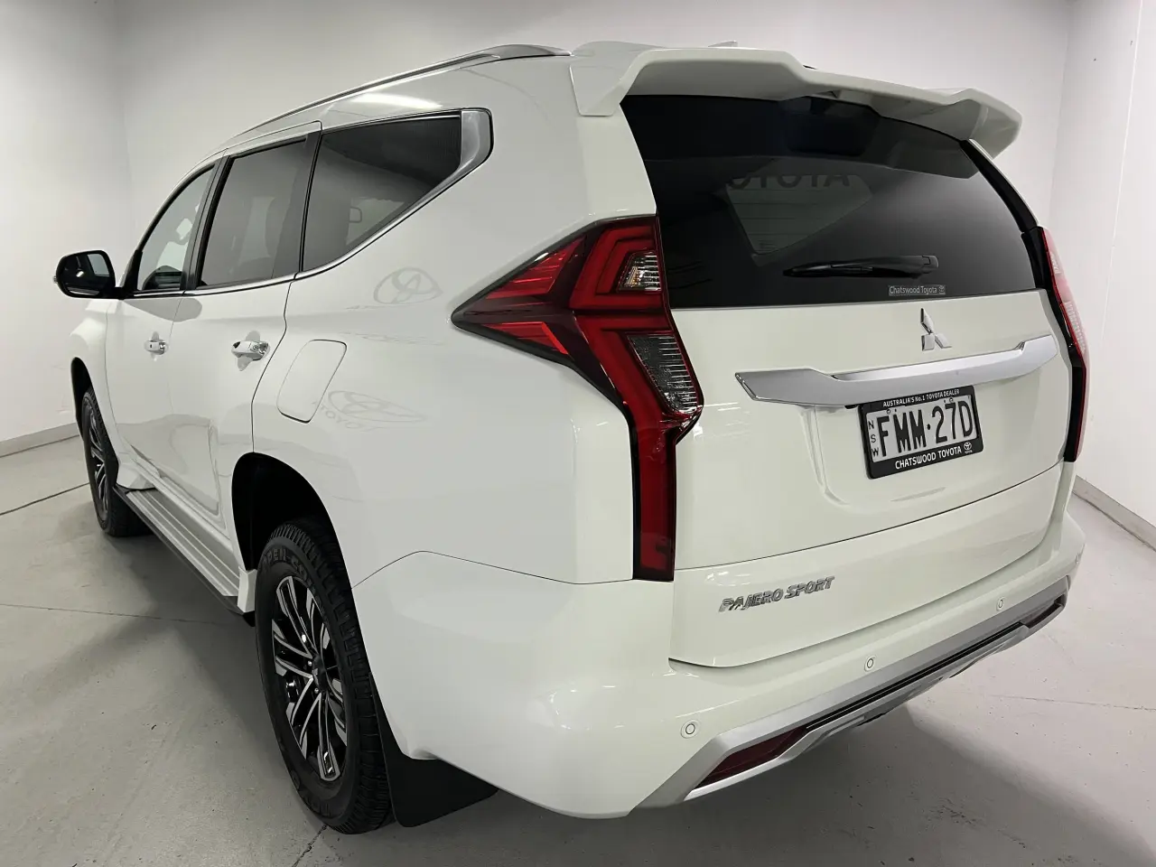 2022 MITSUBISHI PAJERO SPORT Gallery Image 8