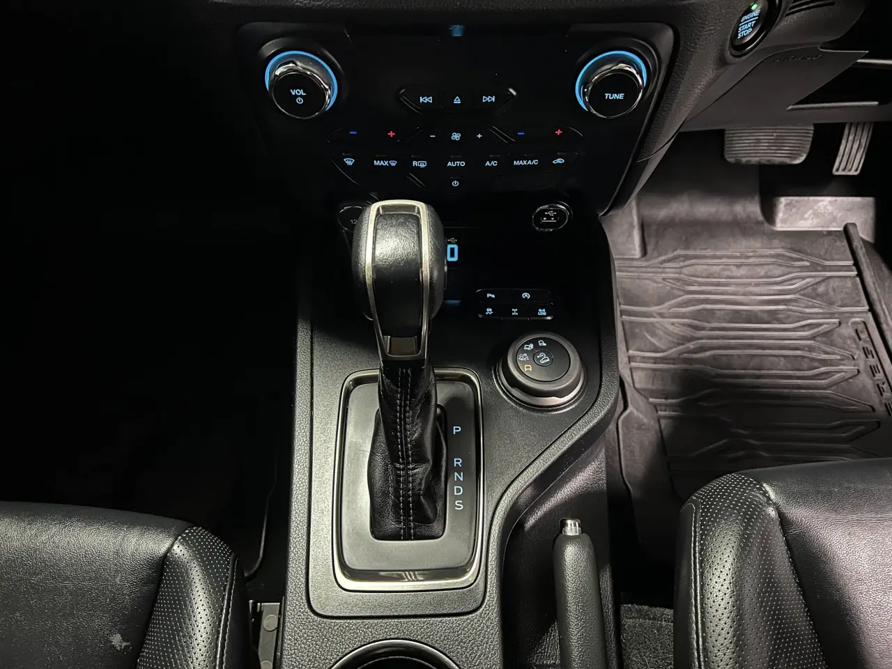 2020 FORD EVEREST Gallery Image 21