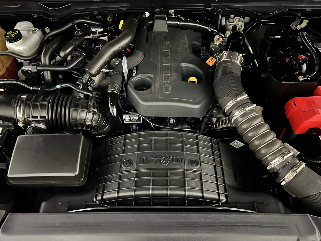 2020 FORD EVEREST Gallery Image 22