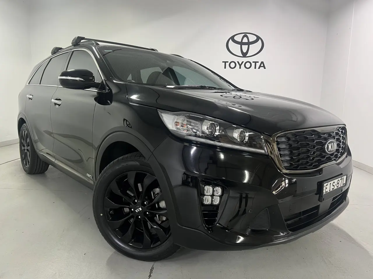 2020 KIA SORENTO Gallery Image 1