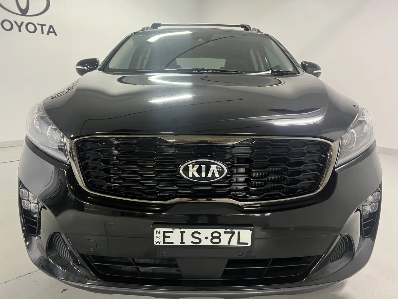2020 KIA SORENTO Gallery Image 3