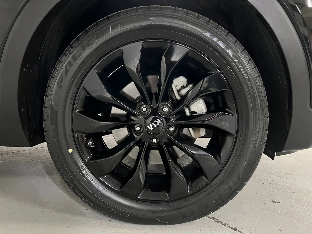 2020 KIA SORENTO Gallery Image 5