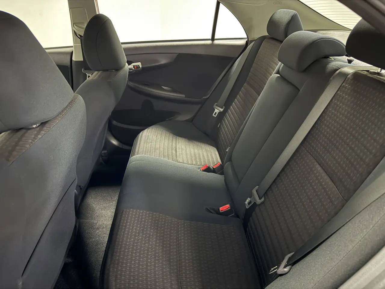 2012 TOYOTA COROLLA Gallery Image 12