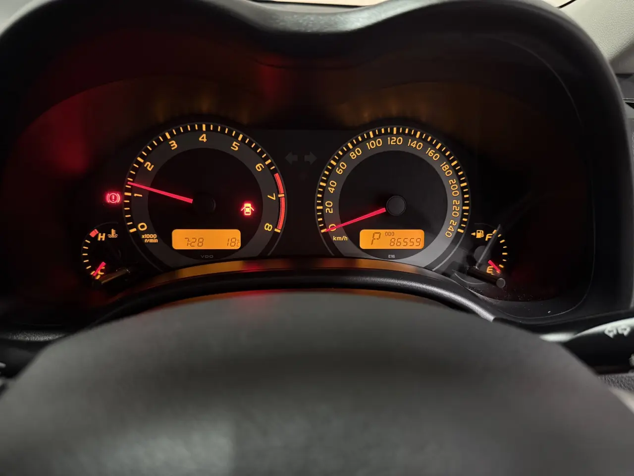 2012 TOYOTA COROLLA Gallery Image 16