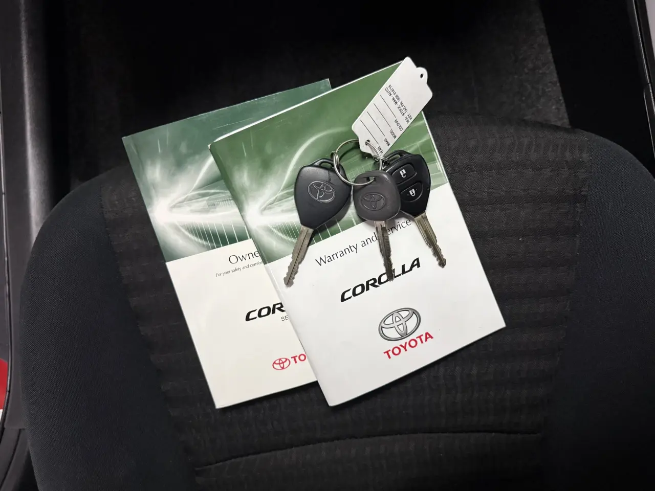 2012 TOYOTA COROLLA Gallery Image 19
