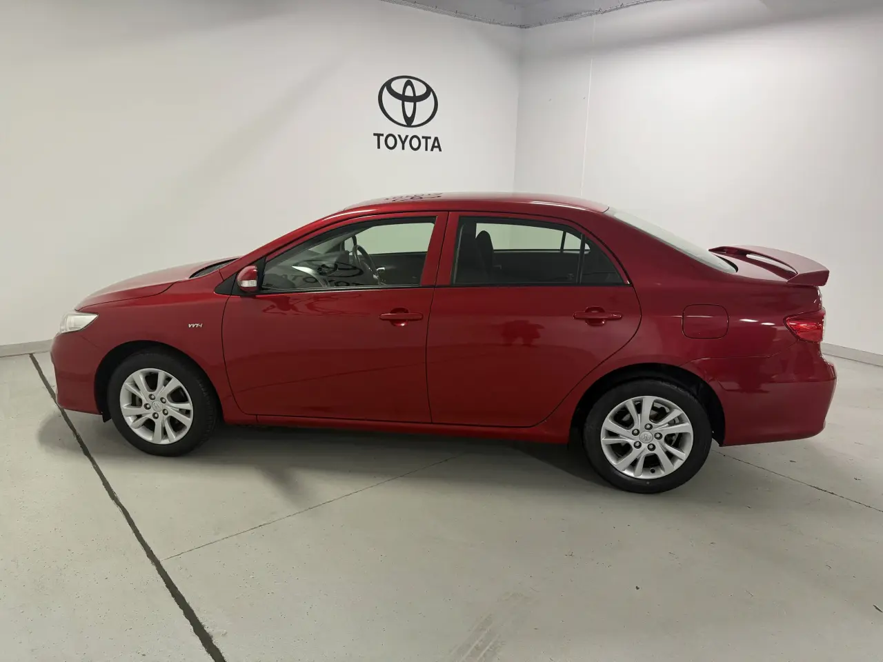 2012 TOYOTA COROLLA Gallery Image 8