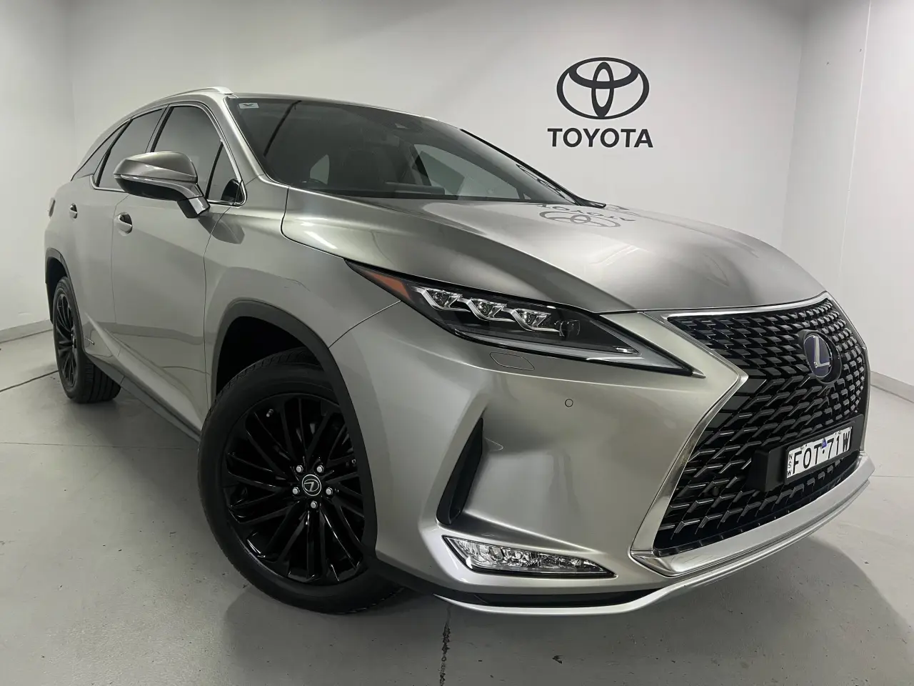 2020 LEXUS RX450HL Gallery Image 1