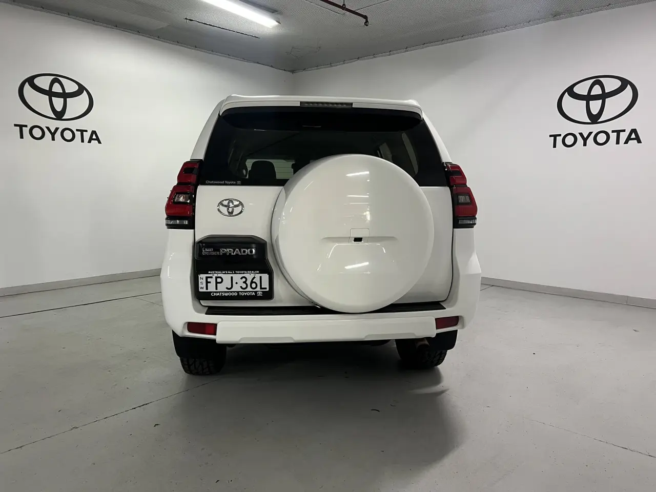 2019 TOYOTA PRADO Gallery Image 6