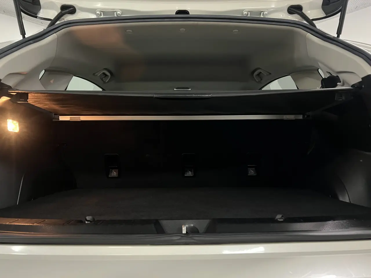 2019 SUBARU XV Gallery Image 12