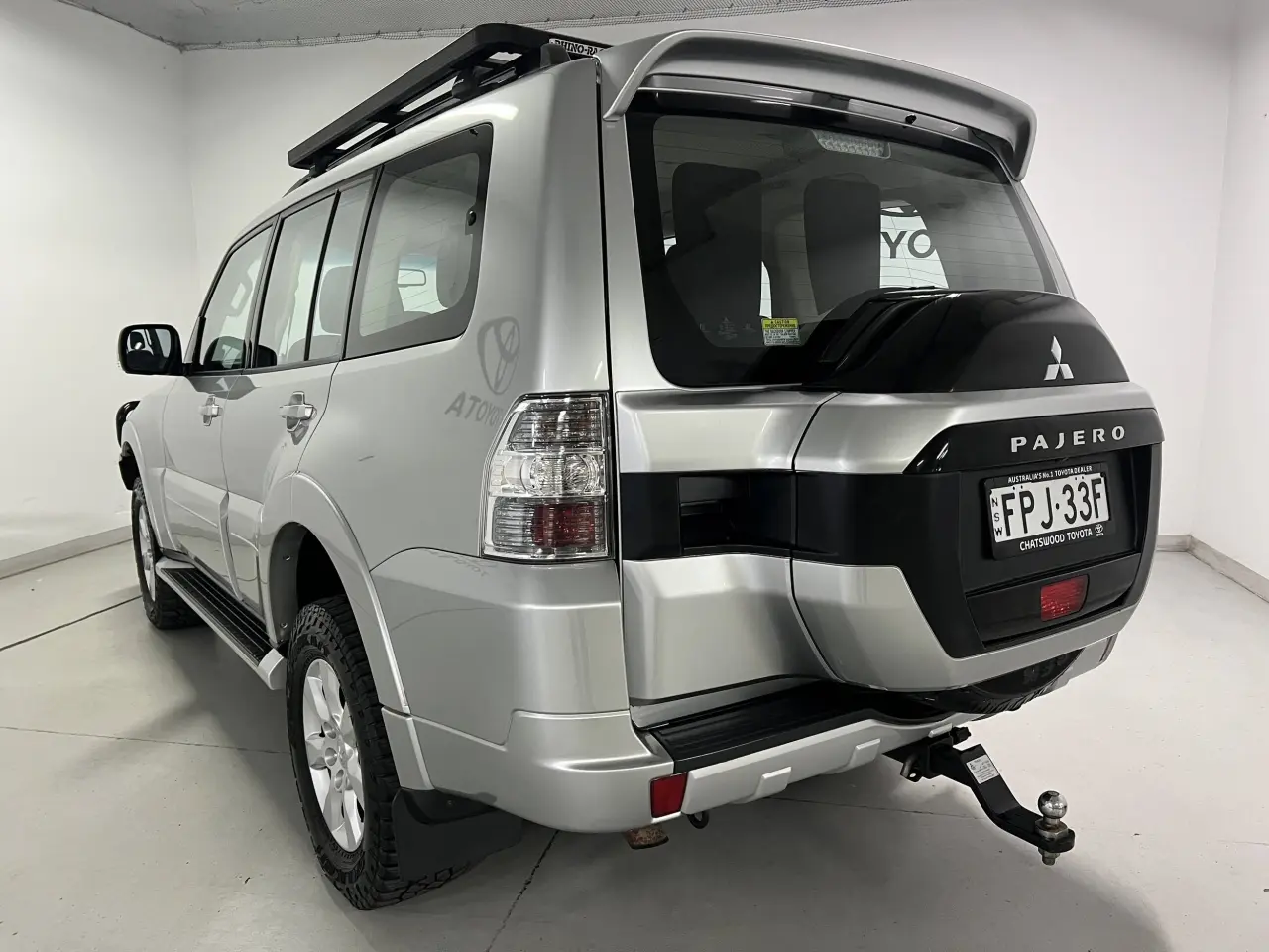 2020 MITSUBISHI PAJERO Gallery Image 8