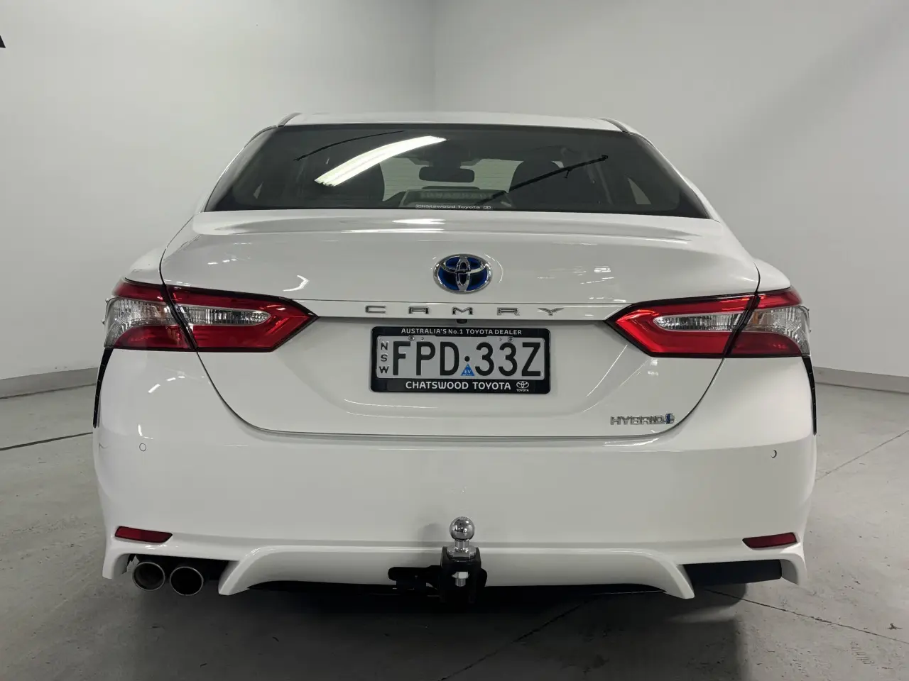 2019 TOYOTA CAMRY HYBRID Gallery Image 7
