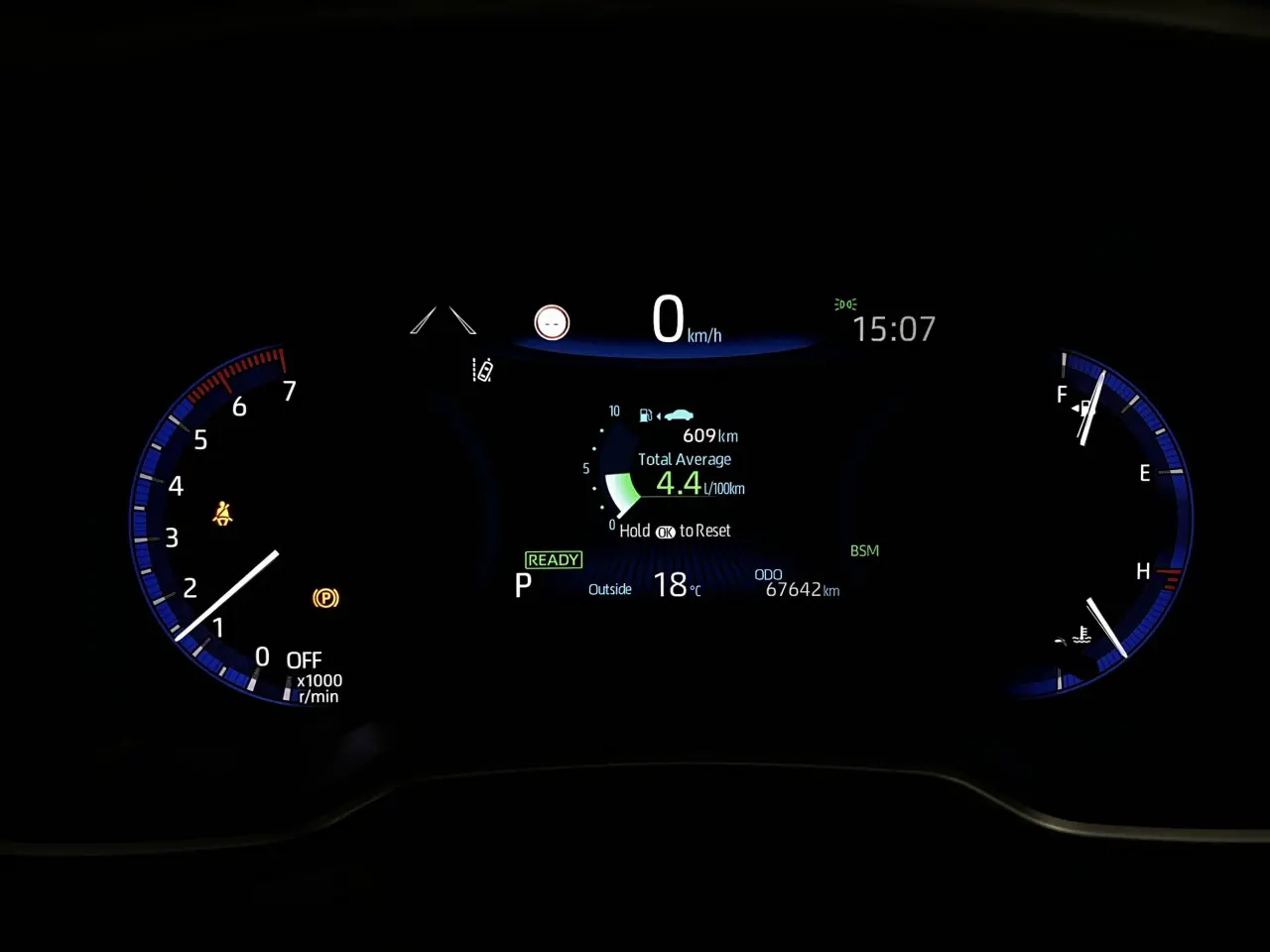 2021 TOYOTA COROLLA Gallery Image 18
