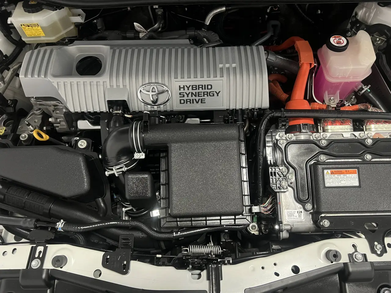 2017 TOYOTA COROLLA Gallery Image 21