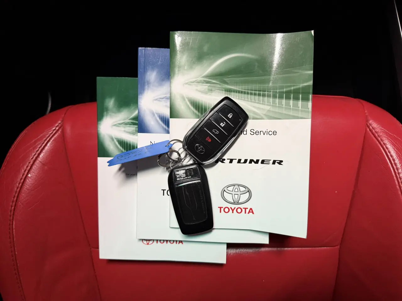 2016 TOYOTA FORTUNER Gallery Image 20