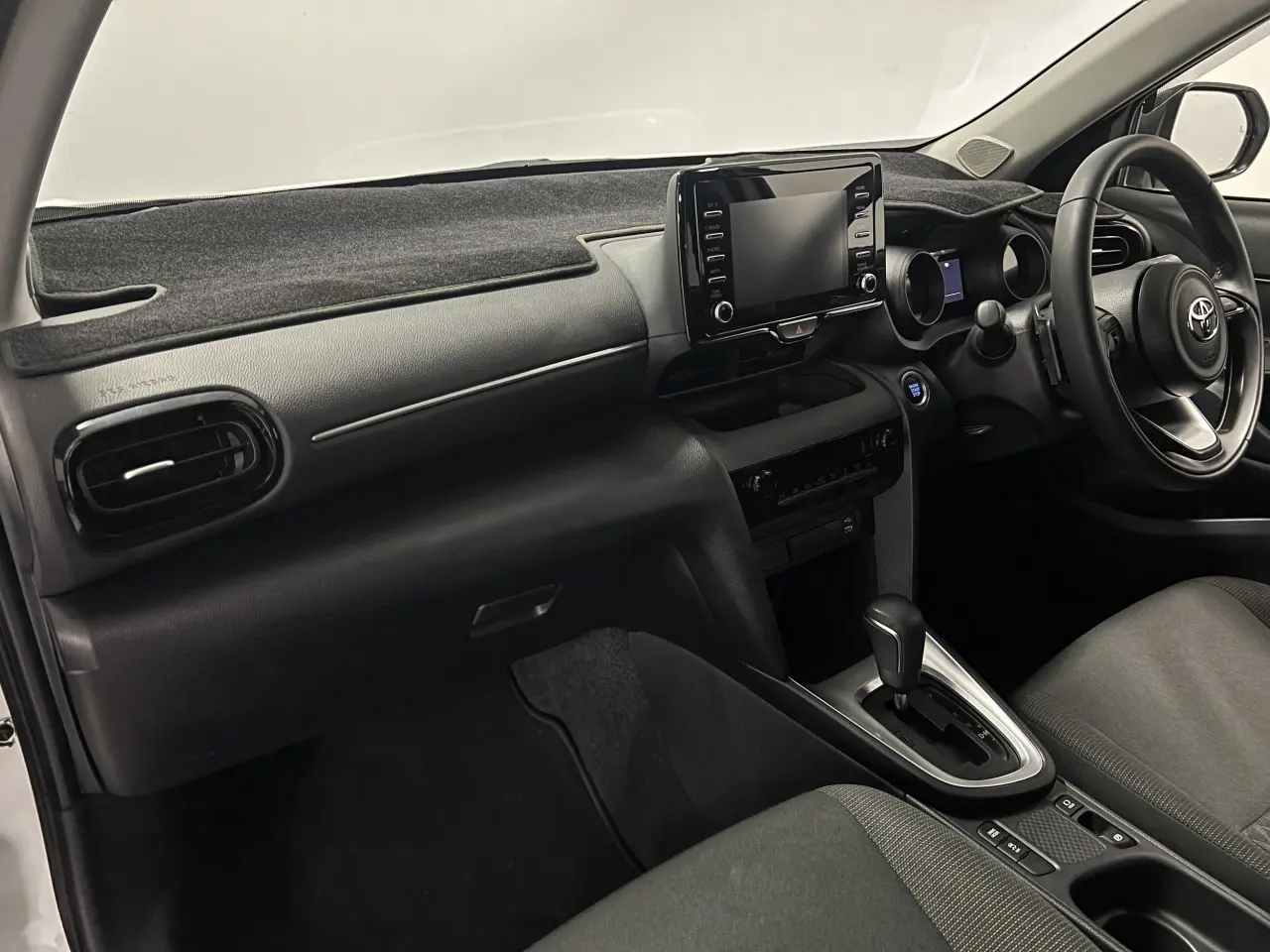 2023 TOYOTA YARIS CROSS Gallery Image 15